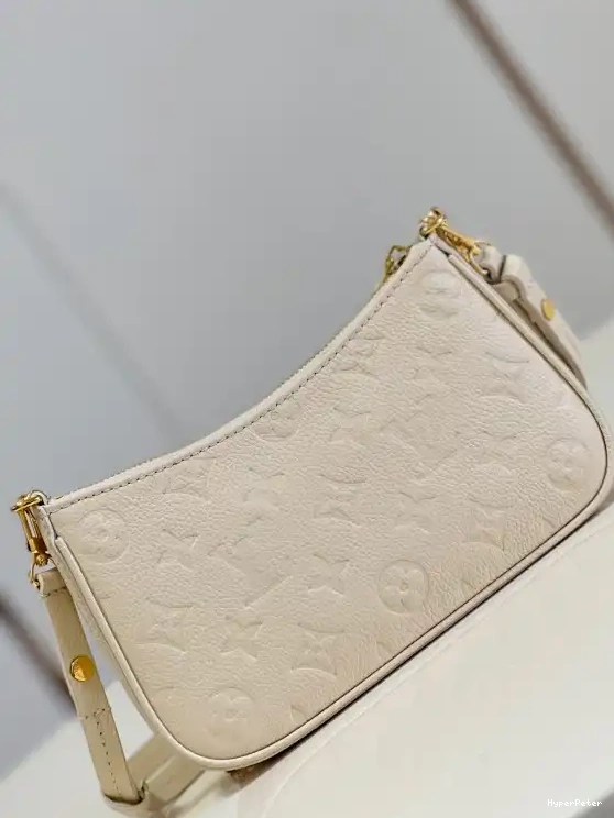 VUITTON LOUIS POUCH STRAP ON EASY 0528